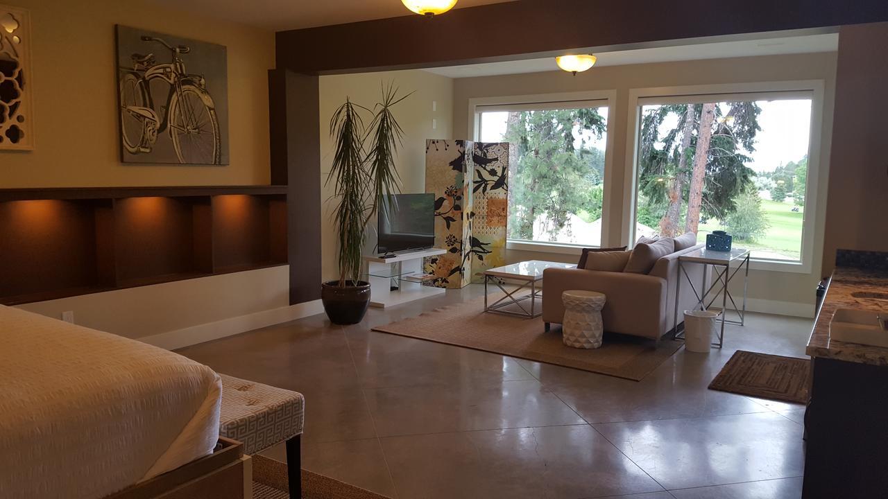 Teehouse Bed & Breakfast West Kelowna Dış mekan fotoğraf